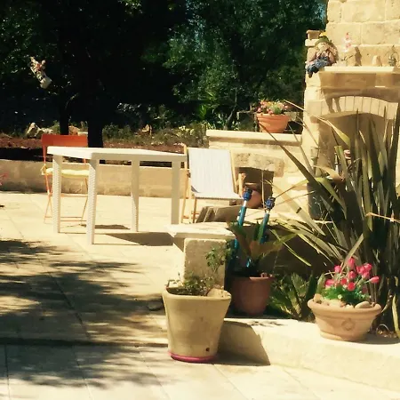 Apartment Nel Giardino Di Isabel Ruffano